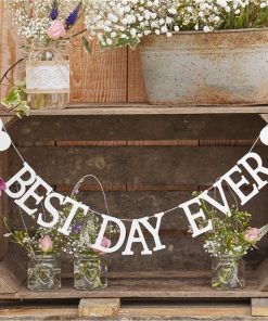 Bunting & Garlands
