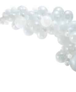 Alternative view of White Balloon Arch