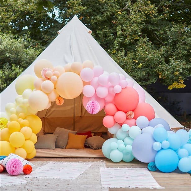 Brights & Fans Balloon ArchBackdrop