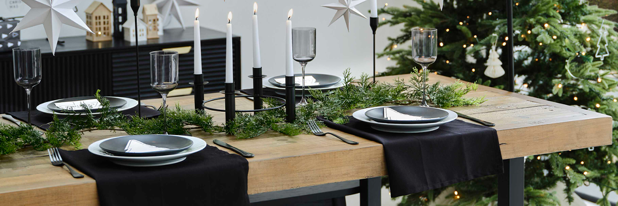 Black and White Christmas Tree Napkins